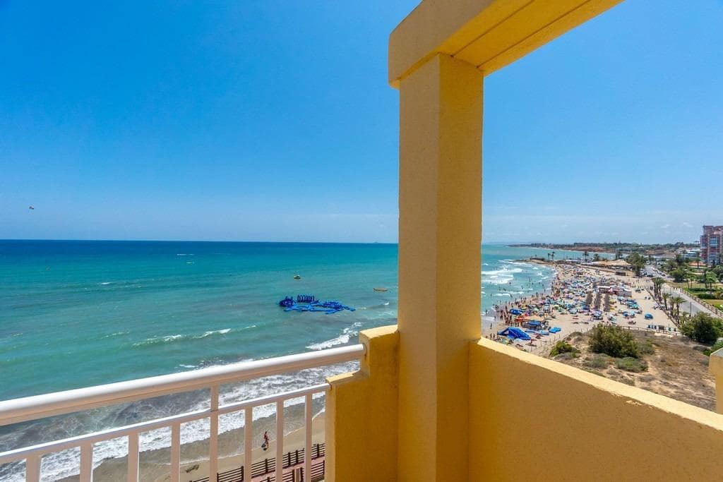 3 bedroom Penthouse for sale in Campoamor with pool - € 599,000 (Ref: 9239739)