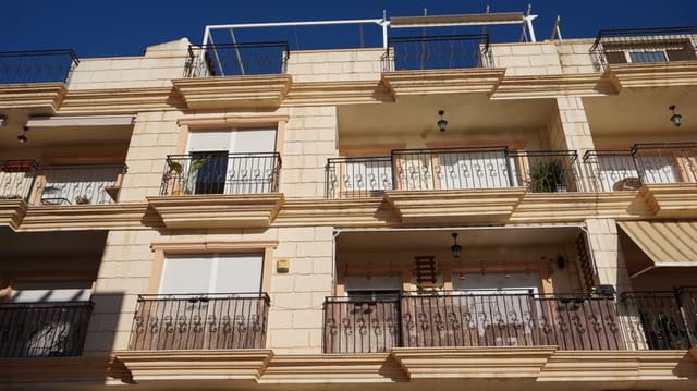 3 soveværelse Lejlighed til leje i Formentera del Segura - € 700 (Ref: 9287549)