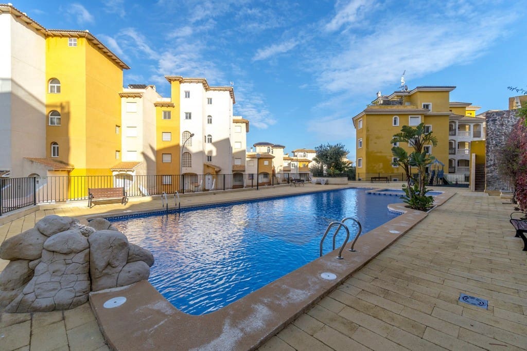 2 bedroom Apartment for sale in Campoamor with pool - € 179,000 (Ref: 9377833)