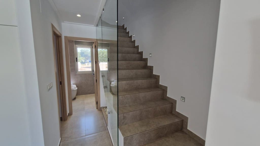 3 camera da letto Villa in vendita in Pilar de la Horadada con piscina garage - 474.900 € (Rif: 9382369)