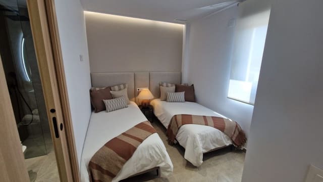 3 camera da letto Villa in vendita in Pilar de la Horadada con piscina garage - 474.900 € (Rif: 9382369)