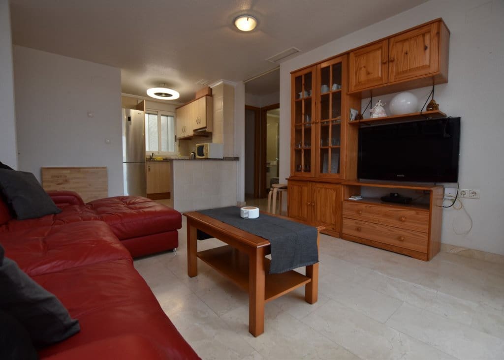 2 bedroom Apartment for sale in Algorfa with pool - € 129,999 (Ref: 9390198)