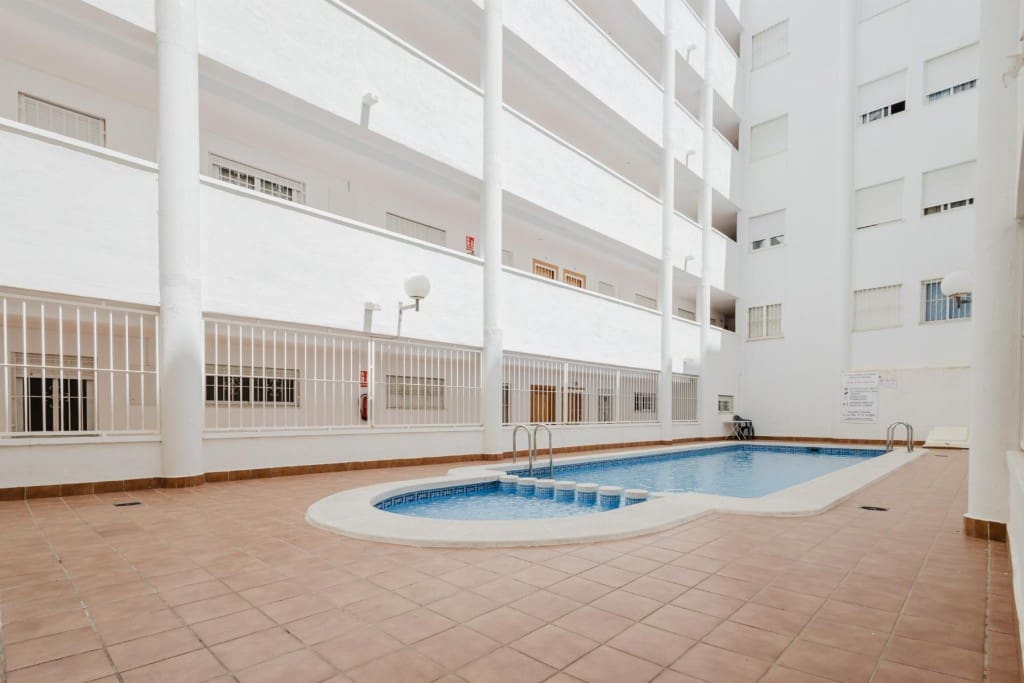 2 camera da letto Appartamento in vendita in Torrevieja con piscina - 124.000 € (Rif: 9406267)