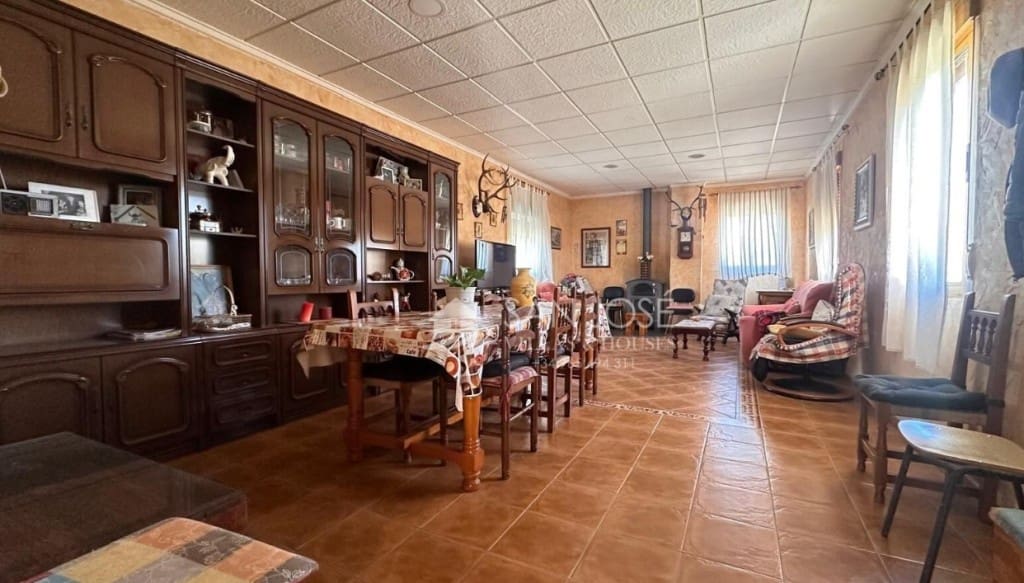 4 bedroom Finca/Country House for sale in Monovar / Monover with pool - € 286,355 (Ref: 9415510)