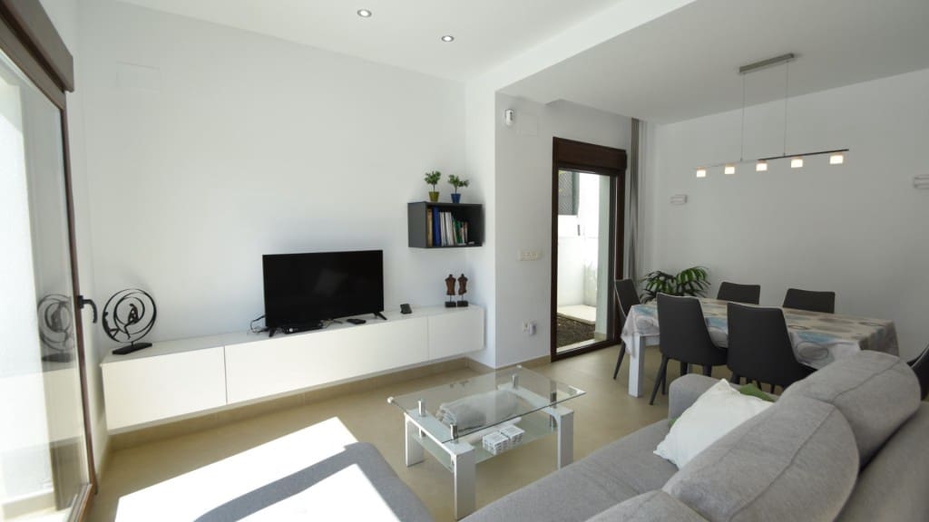 3 chambre Villa/Maison à vendre à La Marina avec piscine garage - 350 000 € (Ref: 9415512)