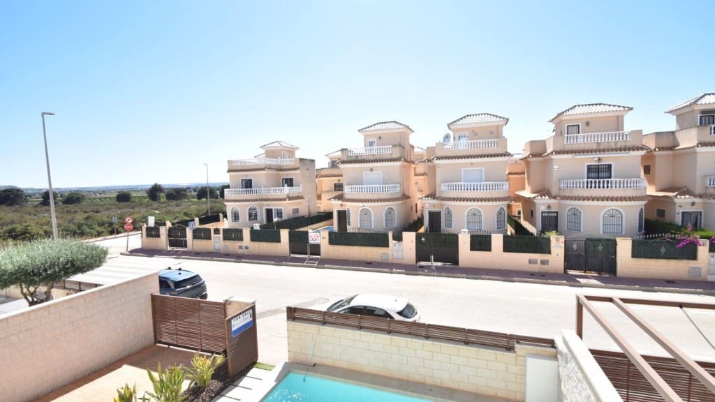 3 chambre Villa/Maison à vendre à La Marina avec piscine garage - 350 000 € (Ref: 9415512)