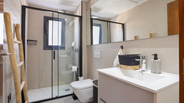 3 camera da letto Villa in vendita in Ciudad Quesada, Rojales con piscina garage - 699.000 € (Rif: 9415513)