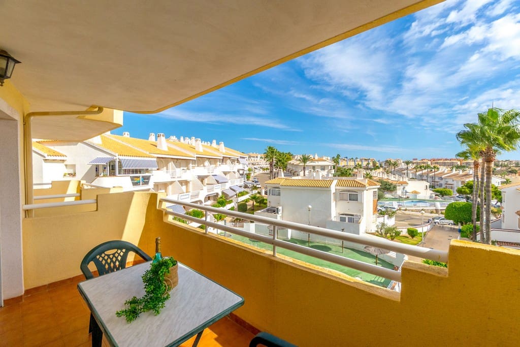 1 bedroom Apartment for sale in Campoamor with pool - € 172,000 (Ref: 9419145)