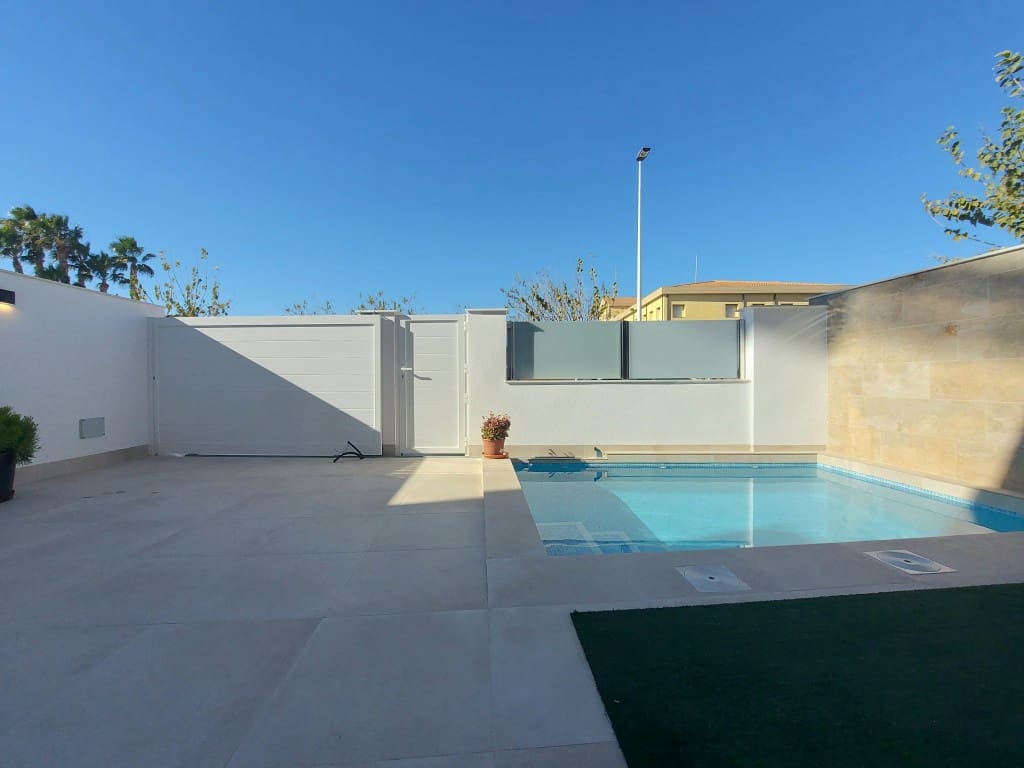 3 bedroom Villa for sale in San Pedro del Pinatar with pool - € 419,900 (Ref: 9431569)