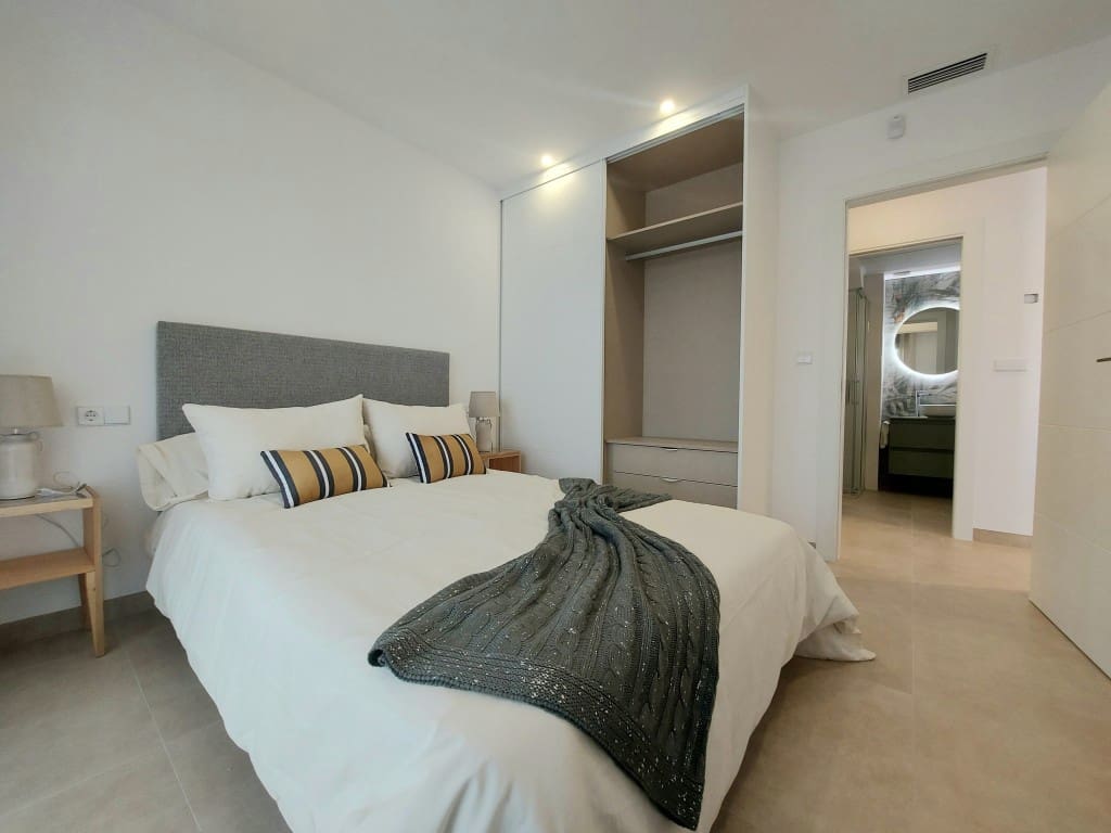 3 bedroom Villa for sale in San Pedro del Pinatar with pool - € 419,900 (Ref: 9431569)