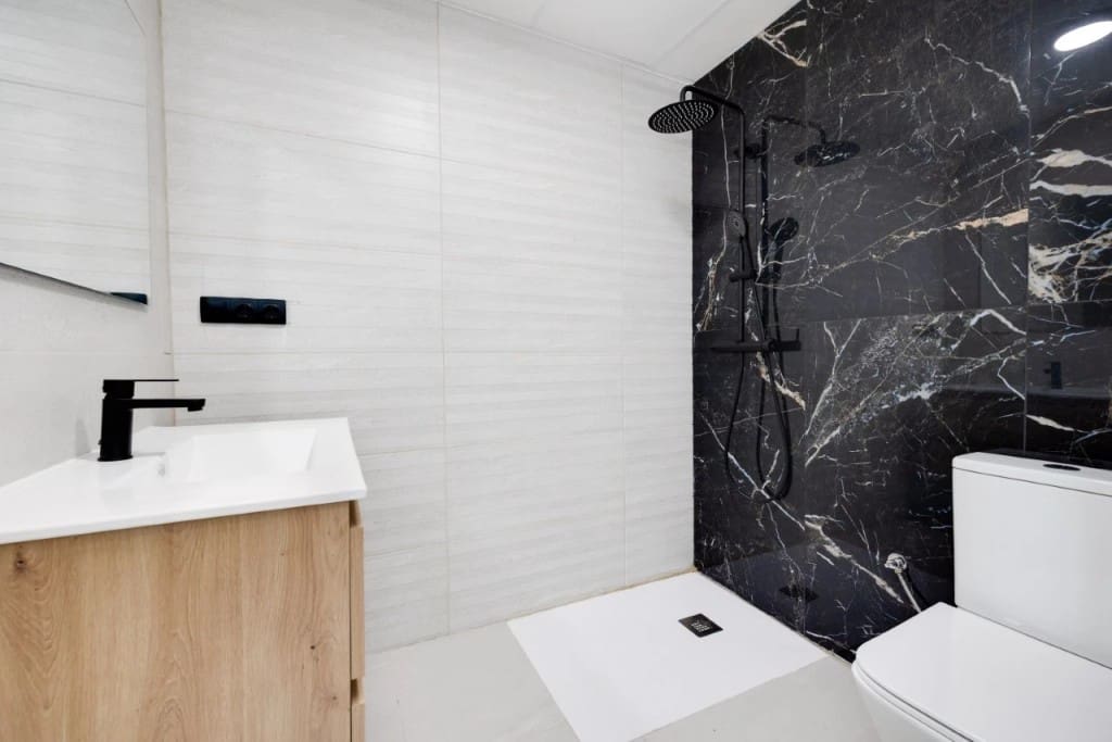 4 soverom Villa til salgs i La Siesta med svømmebasseng - € 400 000 (Ref: 9439520)