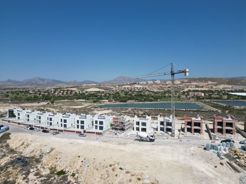 3 chambre Villa/Maison à vendre à El Campello avec piscine - 450 000 € (Ref: 9483428)