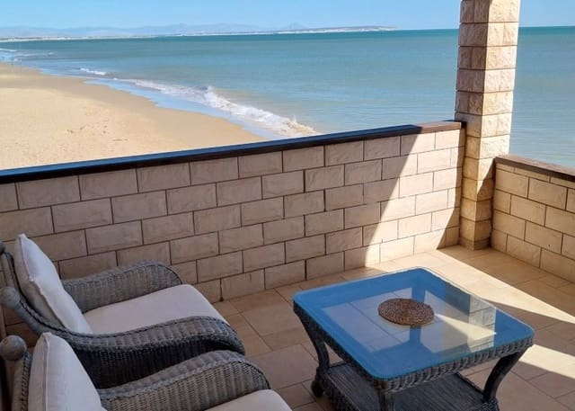 4 makuuhuone Bungalow vuokrattavana paikassa Guardamar del Segura mukana 
autotalli - 1 380 € (Ref: 9620781)