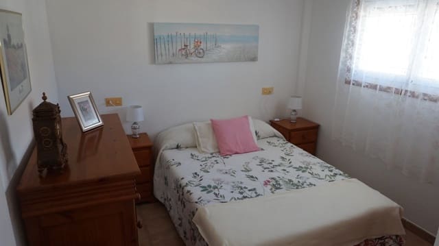 Appartement de 1 chambre à louer à Punta Prima, Torrevieja avec piscine - 550 € (Ref: 9627250)