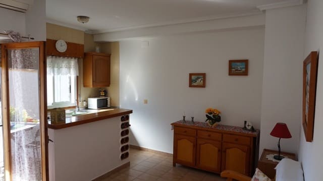 Appartement de 1 chambre à louer à Punta Prima, Torrevieja avec piscine - 550 € (Ref: 9627250)