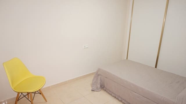 2 slaapkamer Appartement te huur in Formentera del Segura - € 650 (Ref: 9627252)