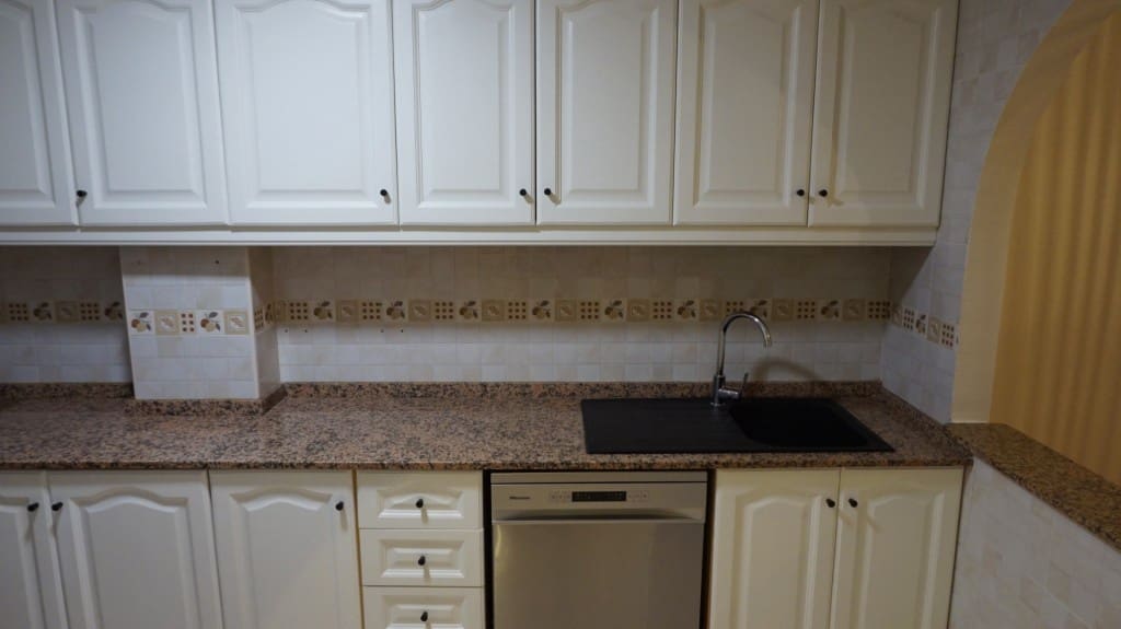 2 slaapkamer Appartement te huur in Formentera del Segura - € 650 (Ref: 9627252)