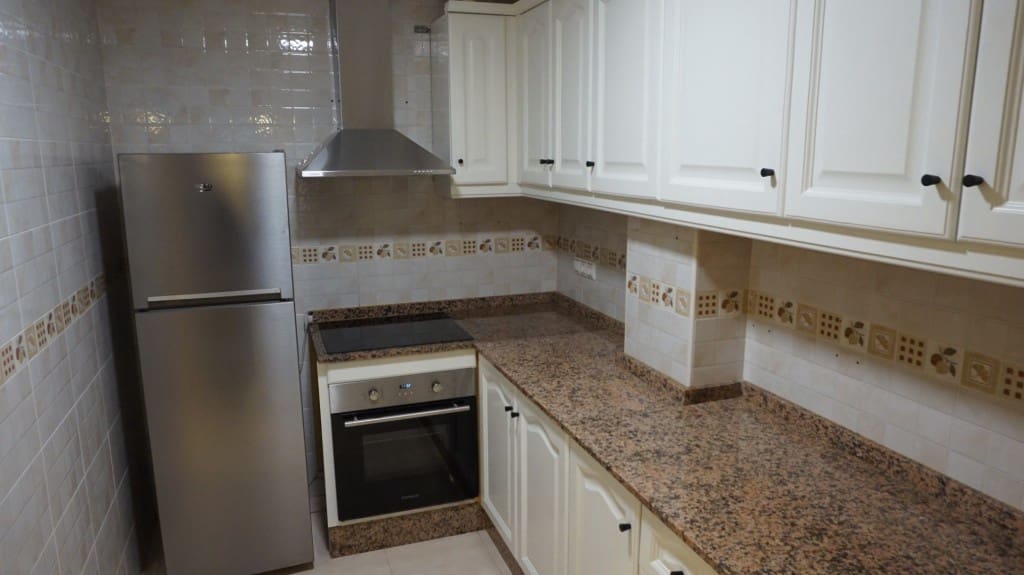 2 slaapkamer Appartement te huur in Formentera del Segura - € 650 (Ref: 9627252)