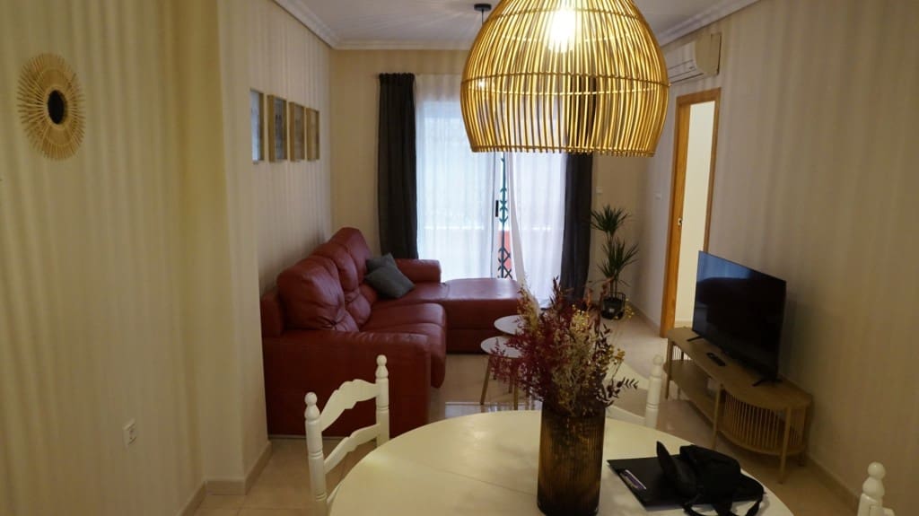 2 slaapkamer Appartement te huur in Formentera del Segura - € 650 (Ref: 9627252)