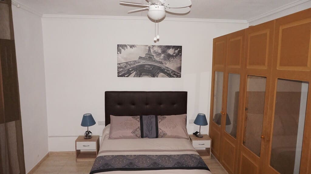 2 bedroom Villa for rent in Daya Vieja - € 800 (Ref: 9745253)