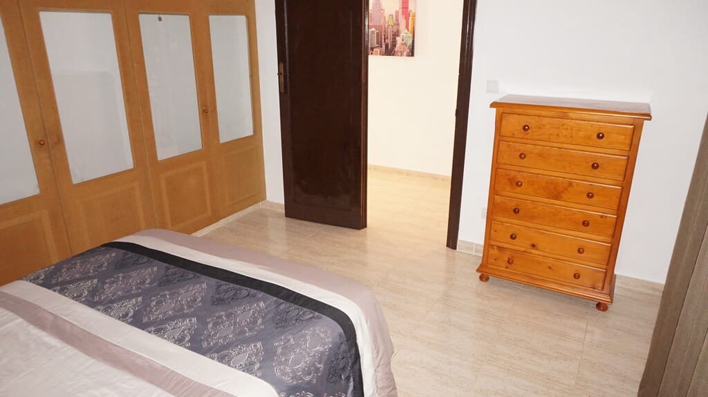 2 bedroom Villa for rent in Daya Vieja - € 800 (Ref: 9745253)