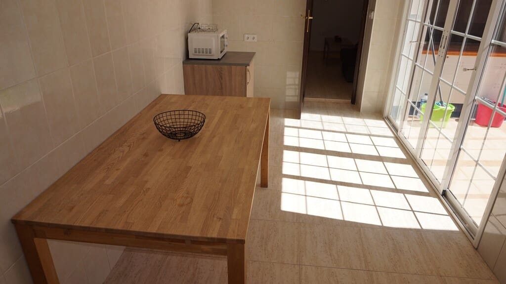 2 bedroom Villa for rent in Daya Vieja - € 800 (Ref: 9745253)