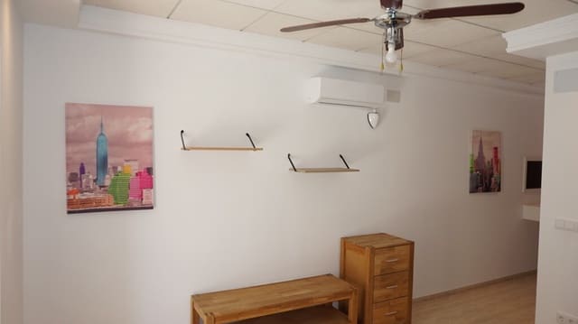 2 bedroom Villa for rent in Daya Vieja - € 800 (Ref: 9745253)