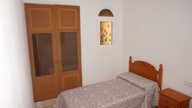 2 bedroom Villa for rent in Daya Vieja - € 800 (Ref: 9745253)