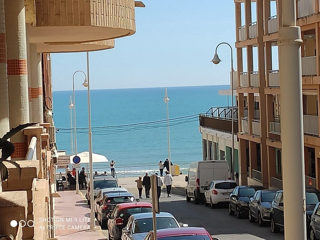 2 bedroom Apartment for rent in Guardamar del Segura - € 1,050 (Ref: 9780275)
