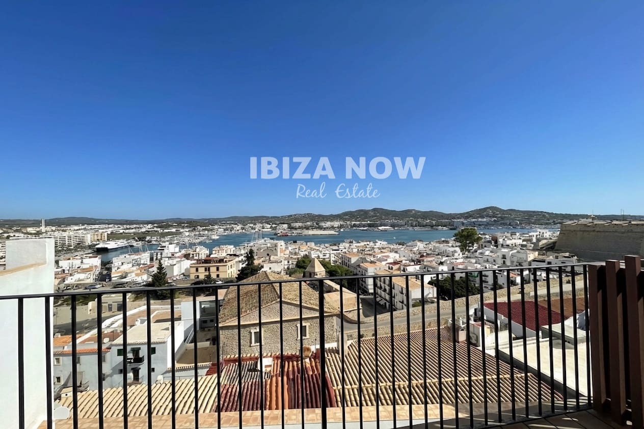 4 sovrum Lägenhet till salu i Ibiza stad - 1 395 000 € (Ref: 10006081)