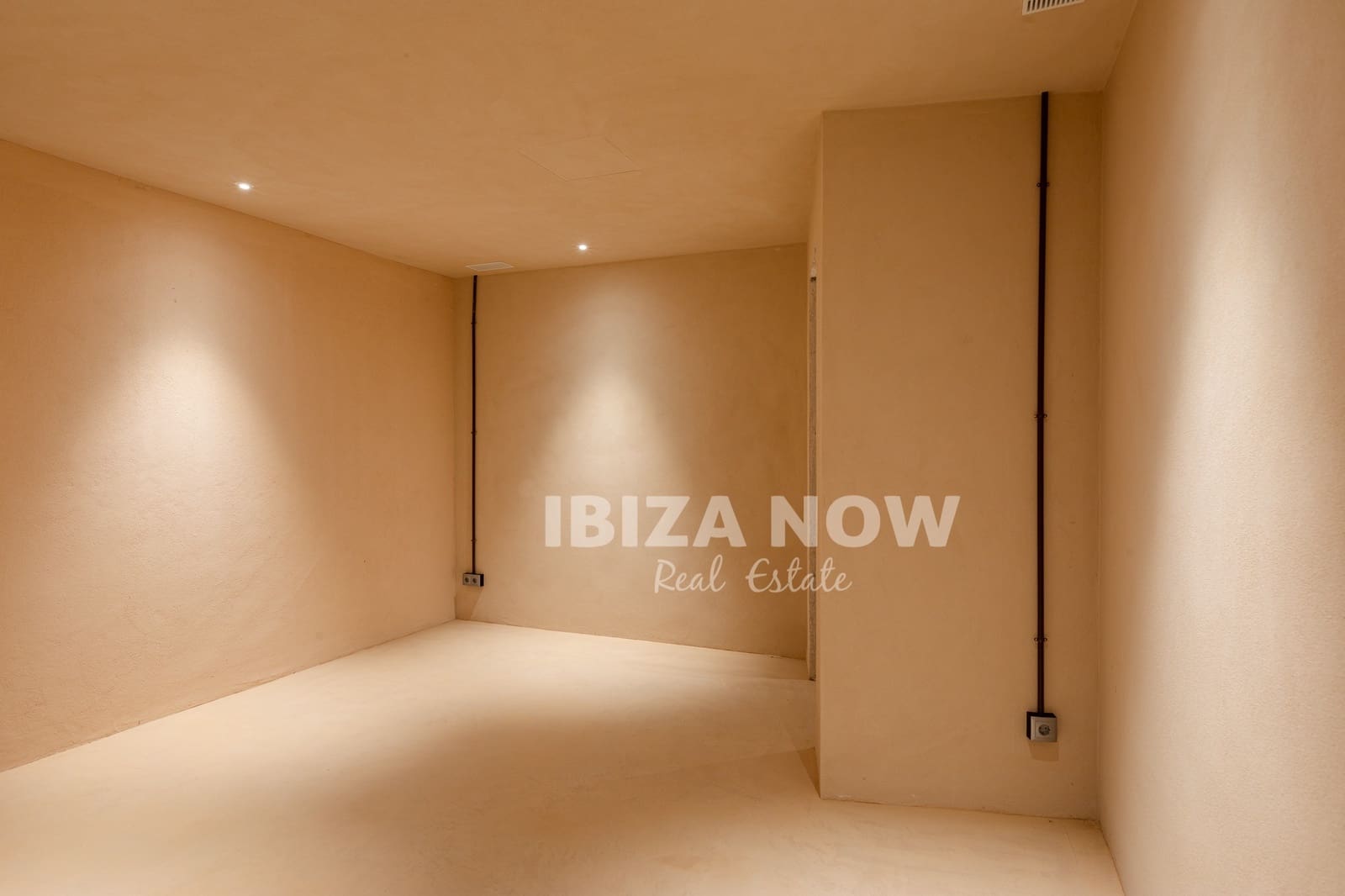 5 soveværelse Villa til salg i Santa Eulalia / Santa Eularia med swimmingpool - € 8.750.000 (Ref: 10033121)