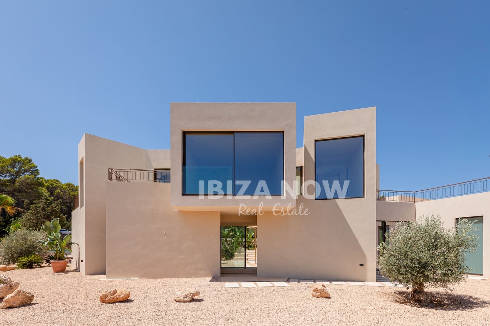 5 soveværelse Villa til salg i Santa Eulalia / Santa Eularia med swimmingpool - € 8.750.000 (Ref: 10033121)