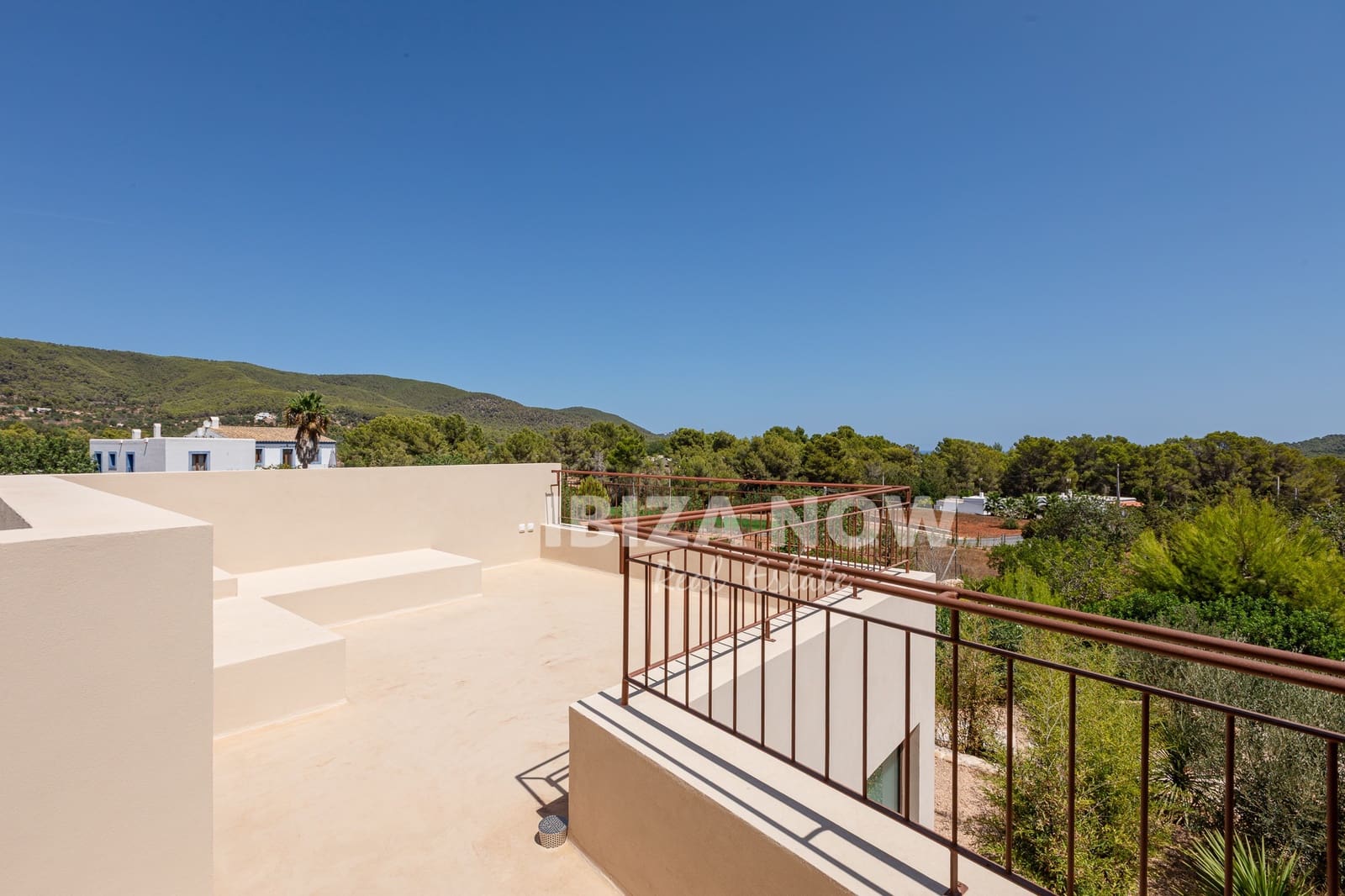 5 soveværelse Villa til salg i Santa Eulalia / Santa Eularia med swimmingpool - € 8.750.000 (Ref: 10033121)