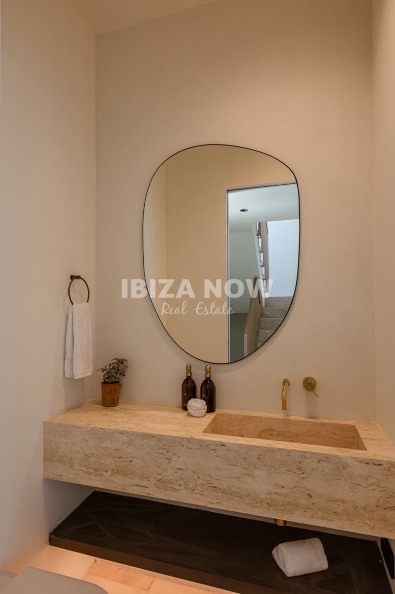 3 soveværelse Penthouse til salg i Talamanca med swimmingpool garage - € 1.650.000 (Ref: 10038547)