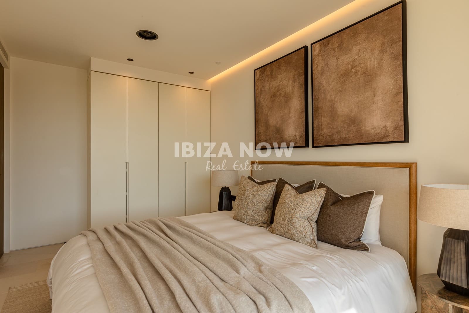 3 soveværelse Penthouse til salg i Talamanca med swimmingpool garage - € 1.650.000 (Ref: 10038547)