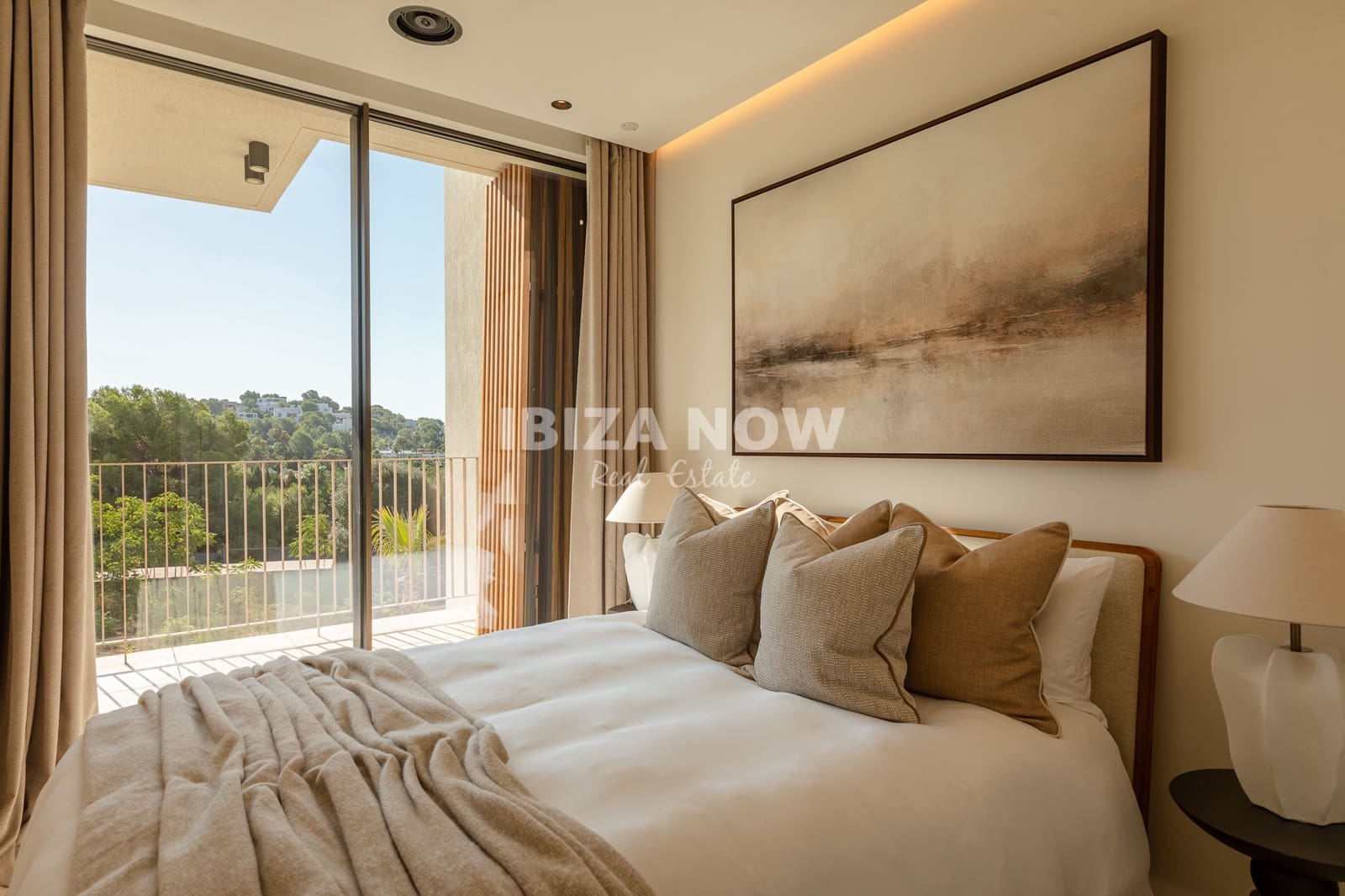 3 soveværelse Penthouse til salg i Talamanca med swimmingpool garage - € 1.650.000 (Ref: 10038547)