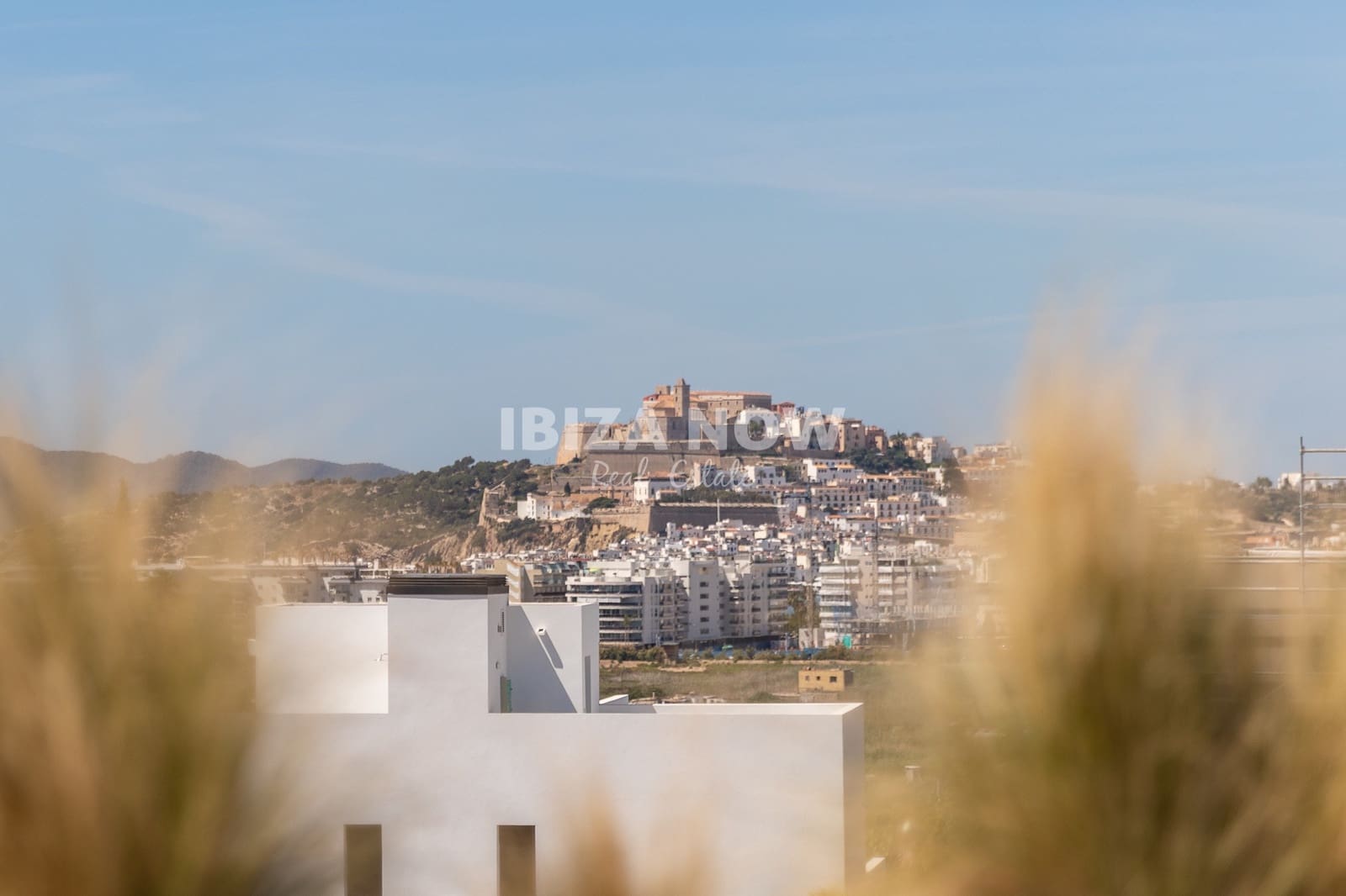 3 soveværelse Penthouse til salg i Talamanca med swimmingpool garage - € 1.650.000 (Ref: 10038547)