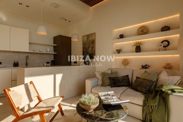 3 soverom Penthouse til salgs i Talamanca, Ibiza by med svømmebasseng garasje - € 1 650 000 (Ref: 10038547)