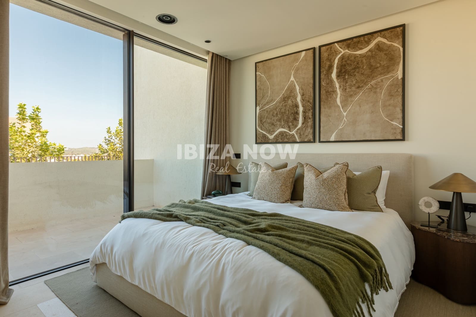 3 soveværelse Penthouse til salg i Talamanca med swimmingpool garage - € 1.650.000 (Ref: 10038547)