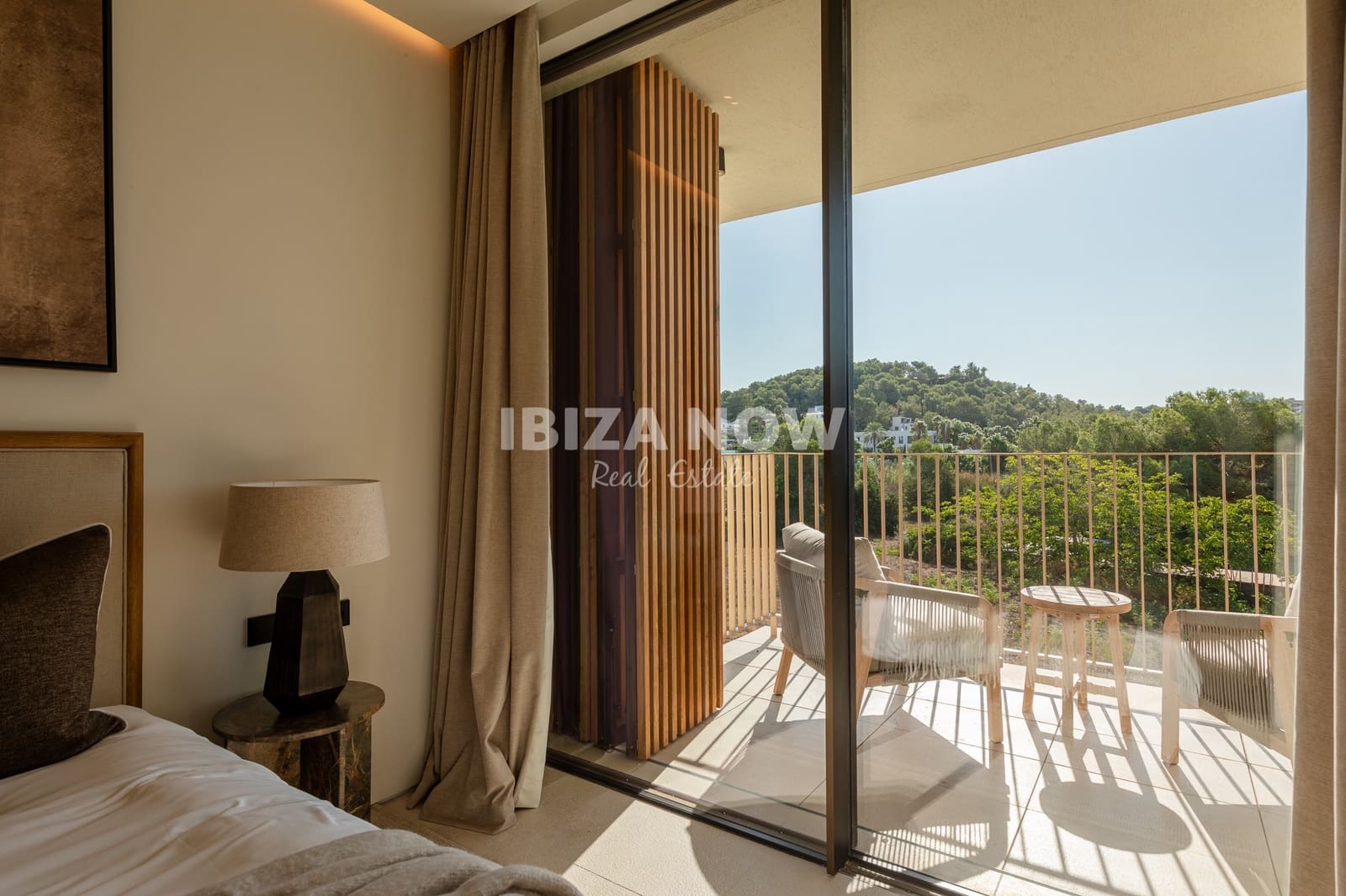 3 soveværelse Penthouse til salg i Talamanca med swimmingpool garage - € 1.650.000 (Ref: 10038547)