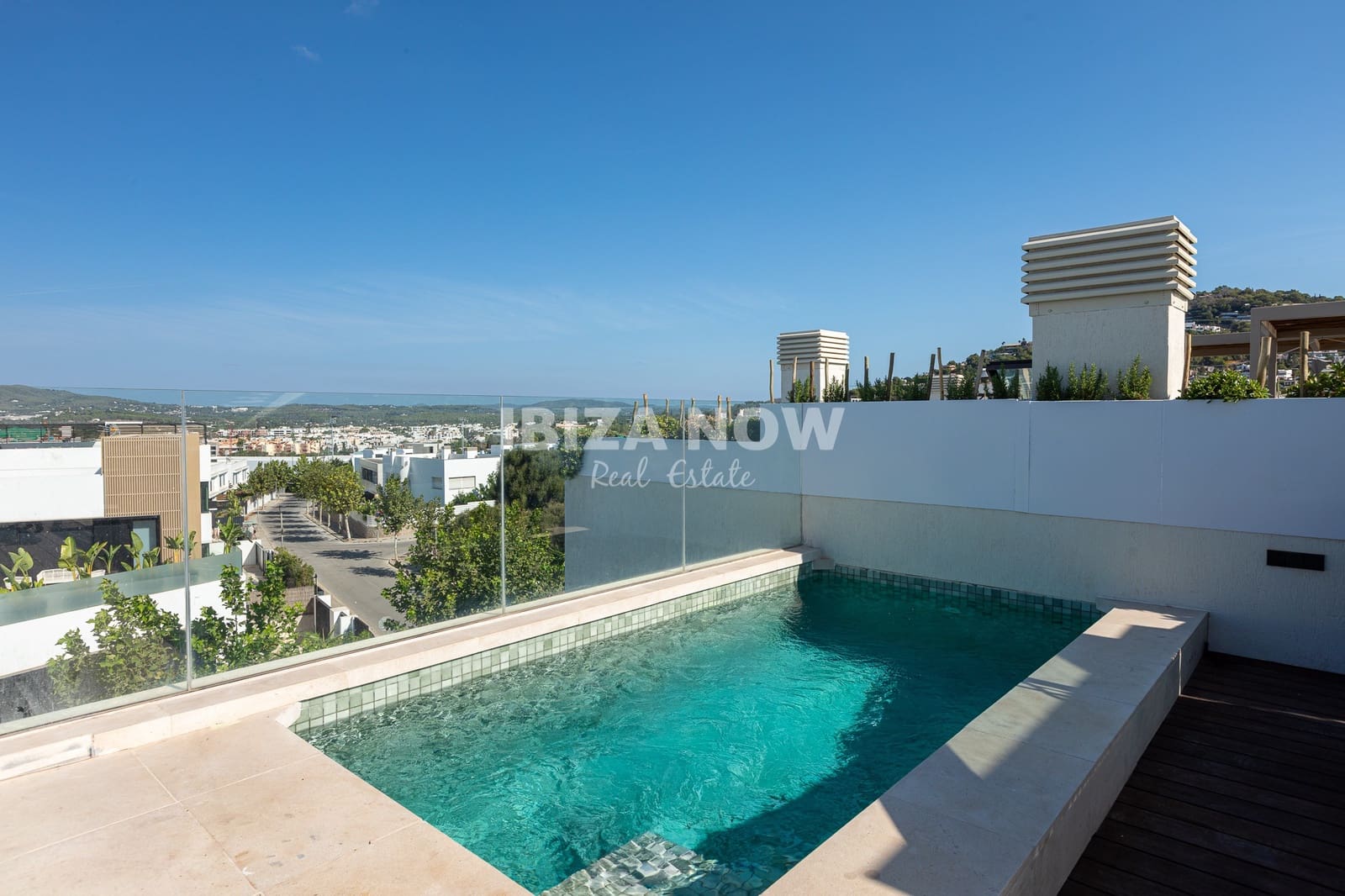 3 soveværelse Penthouse til salg i Talamanca med swimmingpool garage - € 1.650.000 (Ref: 10038547)