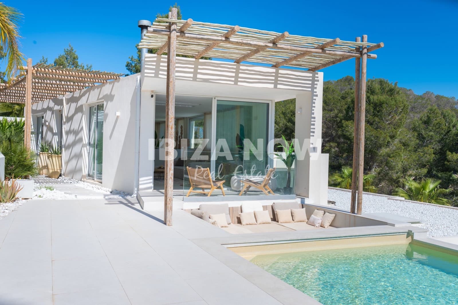 4 soverom Villa til salgs i San Jose / Sant Josep de Sa Talaia med svømmebasseng garasje - € 3 600 000 (Ref: 10110425)