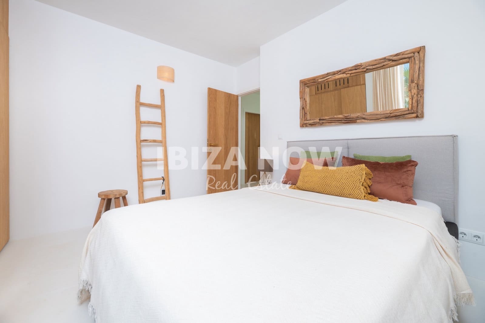 4 soverom Villa til salgs i San Jose / Sant Josep de Sa Talaia med svømmebasseng garasje - € 3 600 000 (Ref: 10110425)