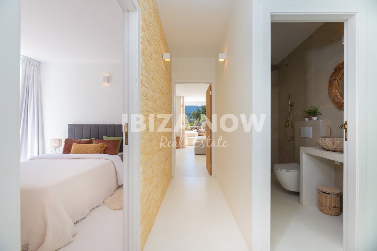4 soverom Villa til salgs i San Jose / Sant Josep de Sa Talaia med svømmebasseng garasje - € 3 600 000 (Ref: 10110425)