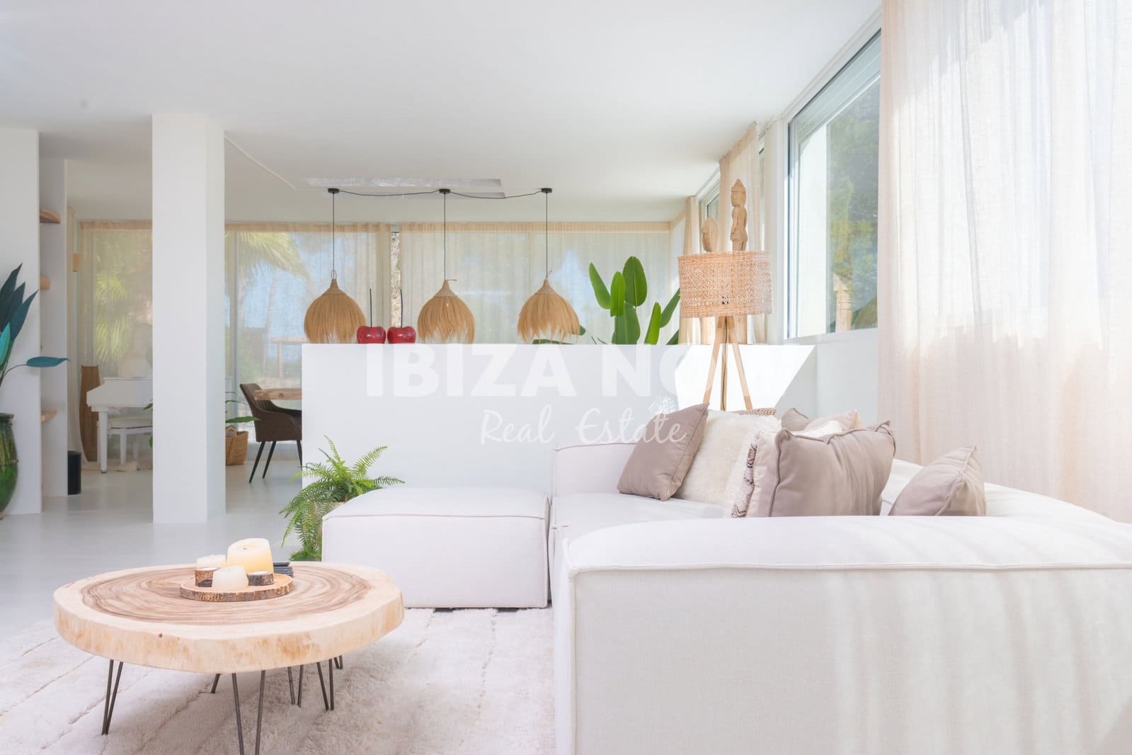 4 soverom Villa til salgs i San Jose / Sant Josep de Sa Talaia med svømmebasseng garasje - € 3 600 000 (Ref: 10110425)