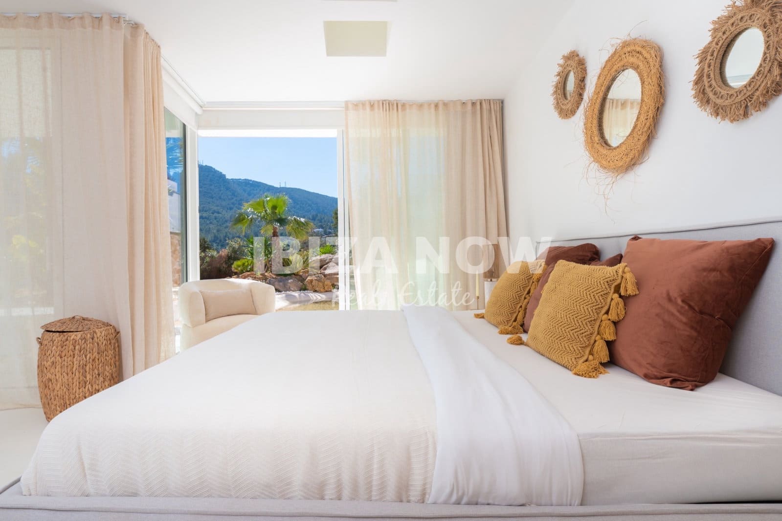 4 soverom Villa til salgs i San Jose / Sant Josep de Sa Talaia med svømmebasseng garasje - € 3 600 000 (Ref: 10110425)