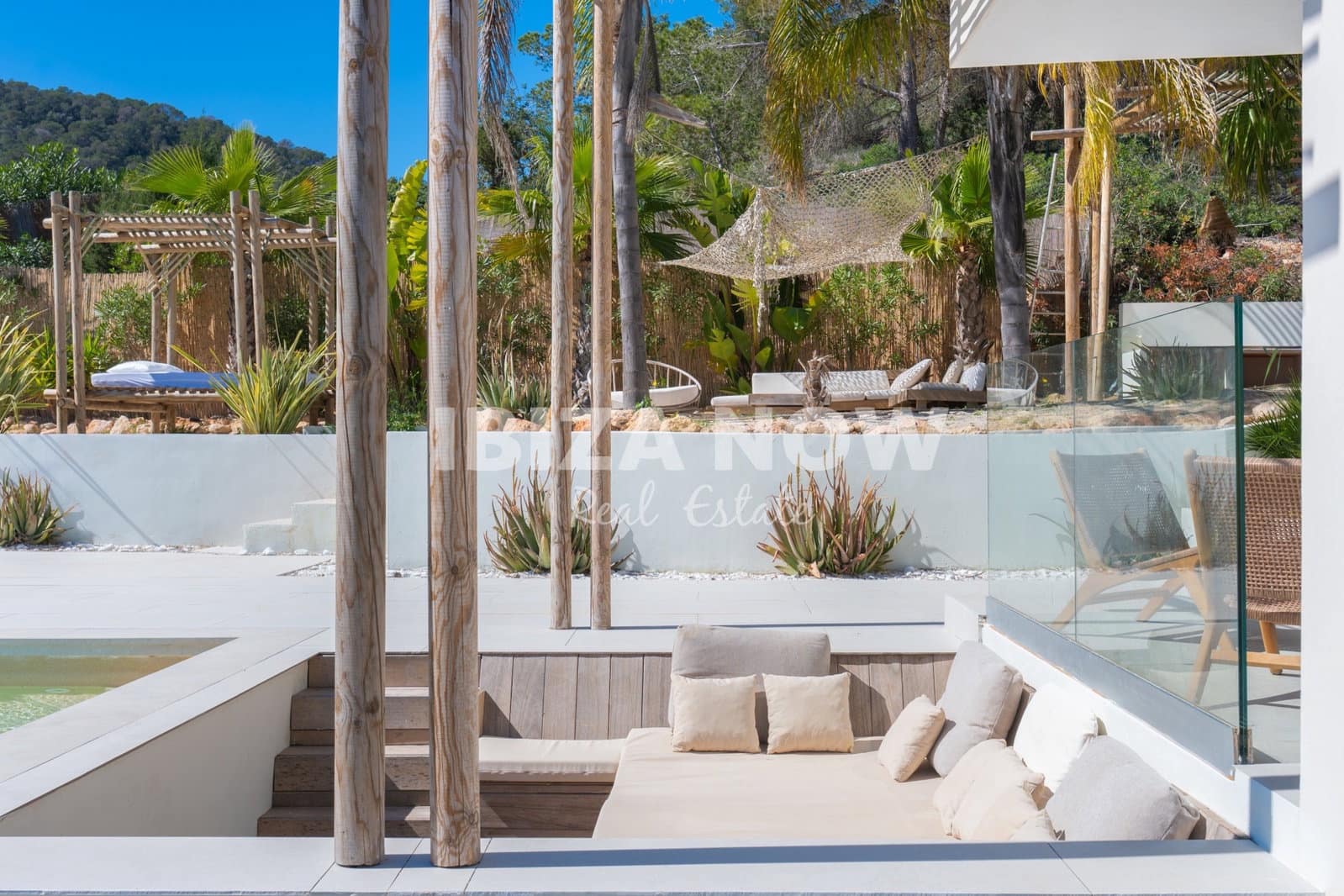 4 soverom Villa til salgs i San Jose / Sant Josep de Sa Talaia med svømmebasseng garasje - € 3 600 000 (Ref: 10110425)