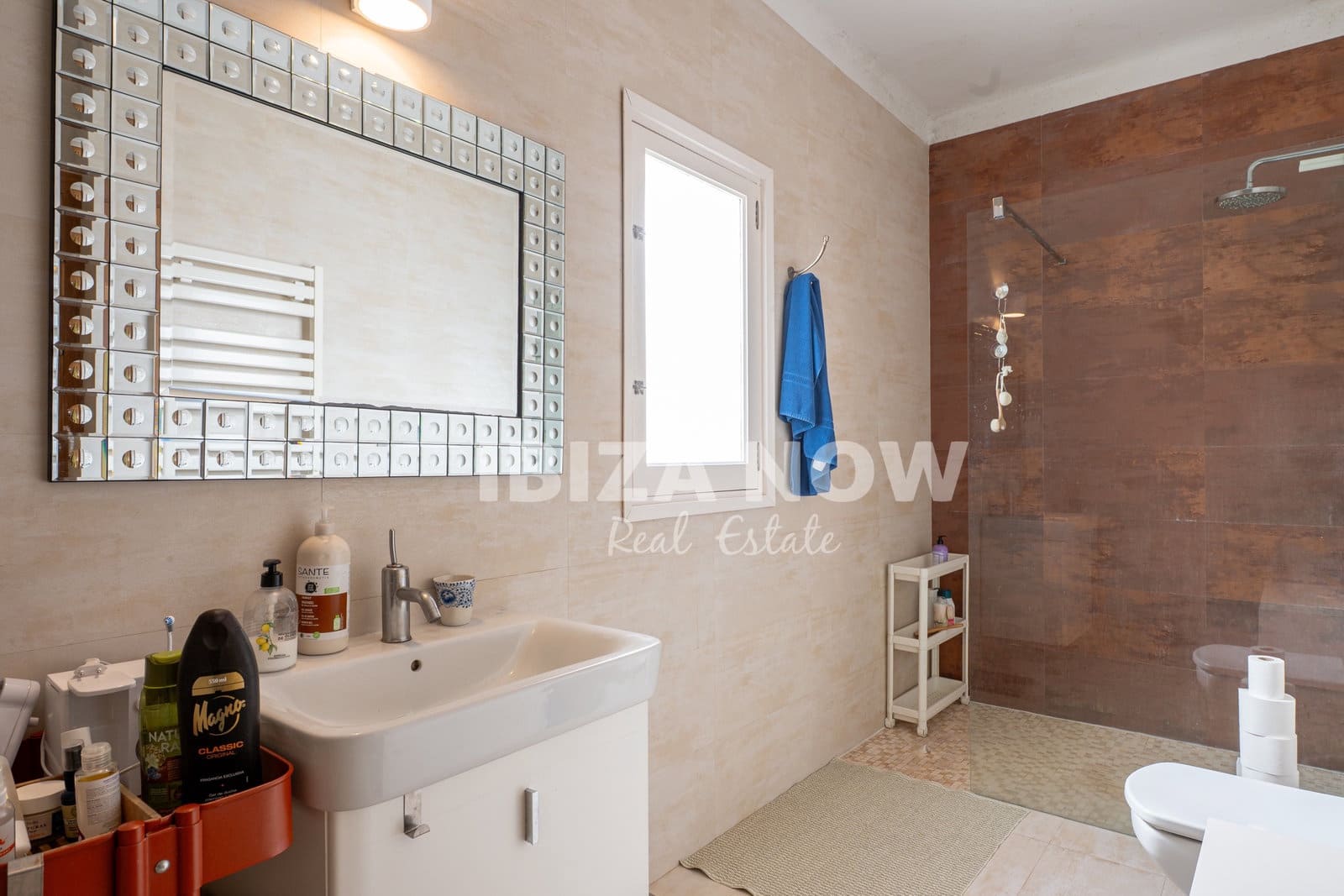 5 bedroom Finca/Country House for sale in Sant Carles de Peralta with garage - € 1,950,000 (Ref: 10167883)