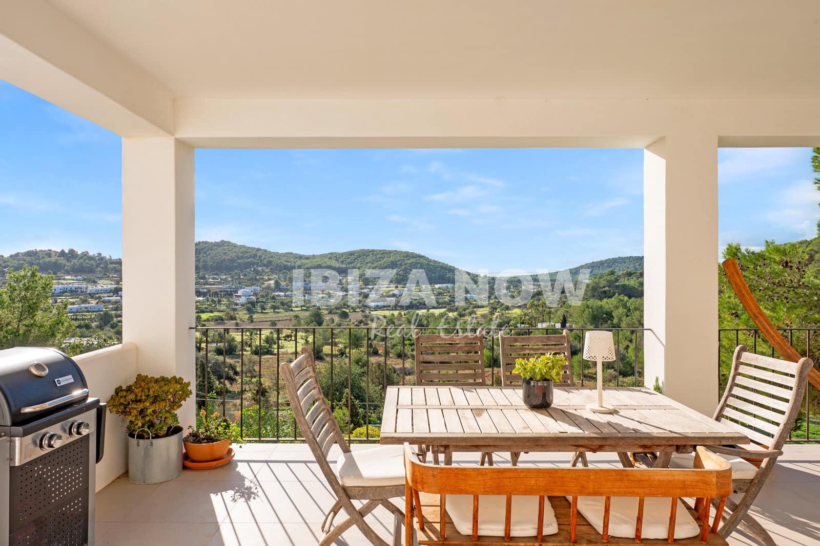 5 bedroom Finca/Country House for sale in Sant Carles de Peralta with garage - € 1,950,000 (Ref: 10167883)