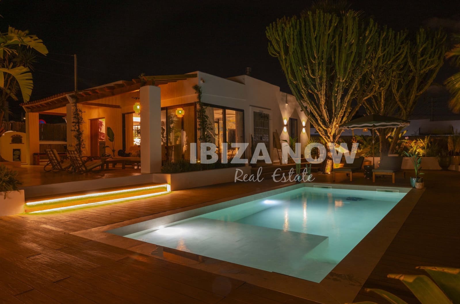 4 bedroom Villa for sale in Ibiza / Eivissa town with pool garage - € 1,980,000 (Ref: 10174300)